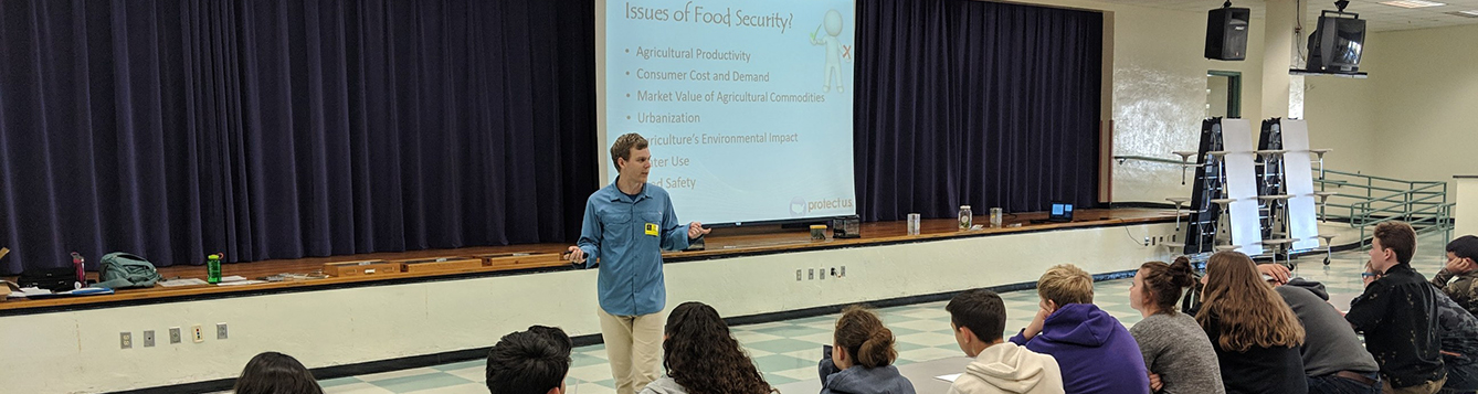 youth outreach_lecture_students_ag literacy and invasive species