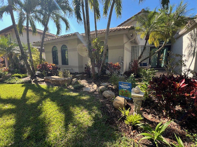 Stories from The Yard: Stewardship and Florida-Friendly Beauty in an HOA Community