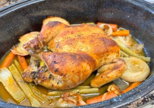 Roasted chicken with vegetables. 