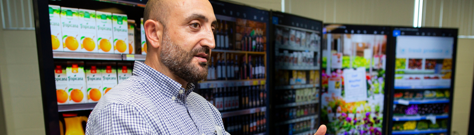 Hayk Khachatryan instructing at Mid-Florida Research and Education Center.