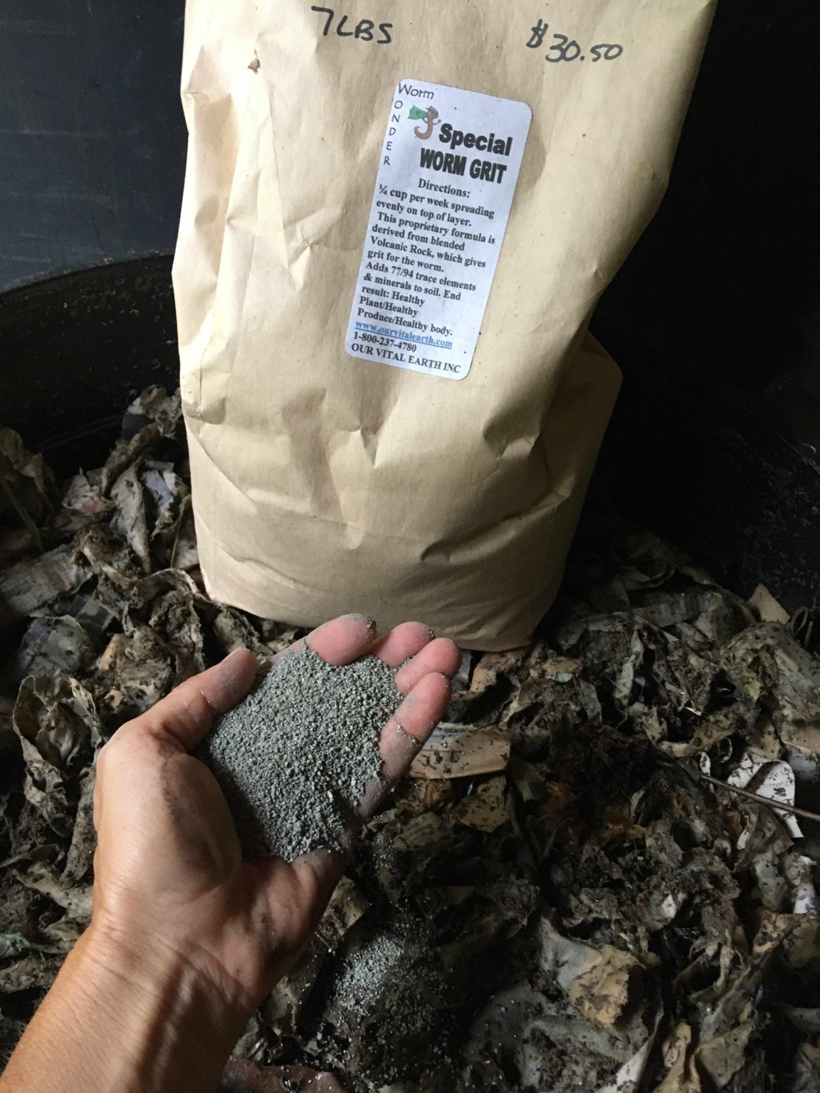 (Using Worms for Composting) UF/IFAS Extension Orange