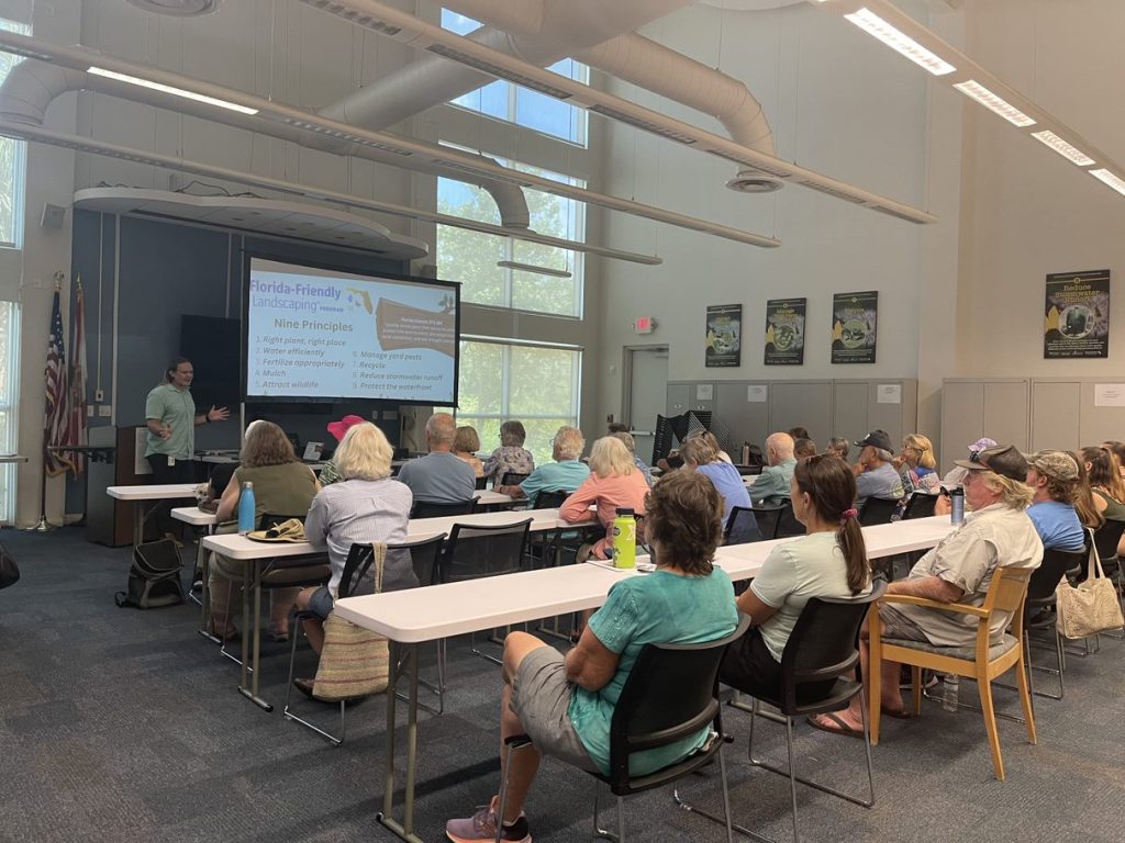 Picture of a Florida-Friendly Landscaping class at Sarasota County Extension