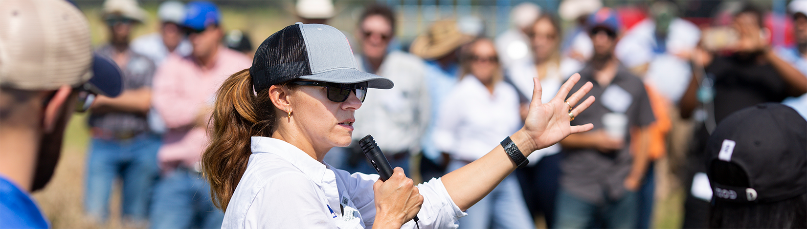 Dr. Maria Silveira speaking at a field day event in Ona, FL.