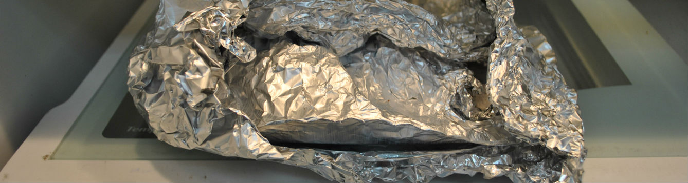 wrapping food loosely in aluminum is not a proper food storage practice